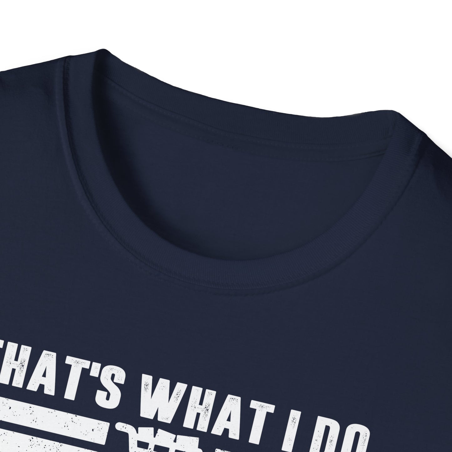 That's What I Do I Sell Stuff and I Know Things Men's Softstyle T-Shirt